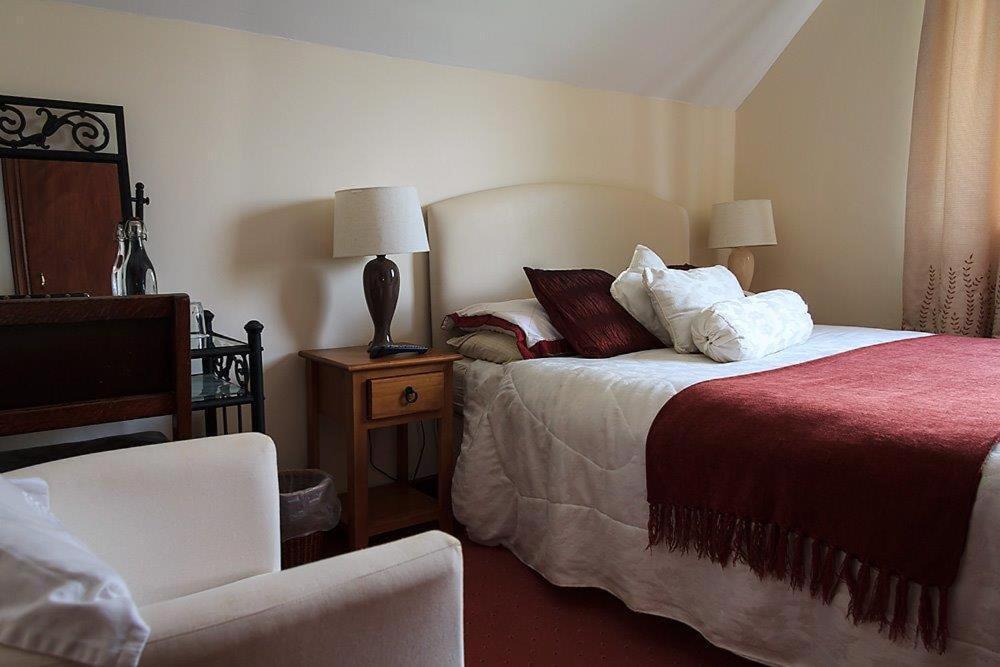 Woodview Lodge B&B Breaffy Room photo